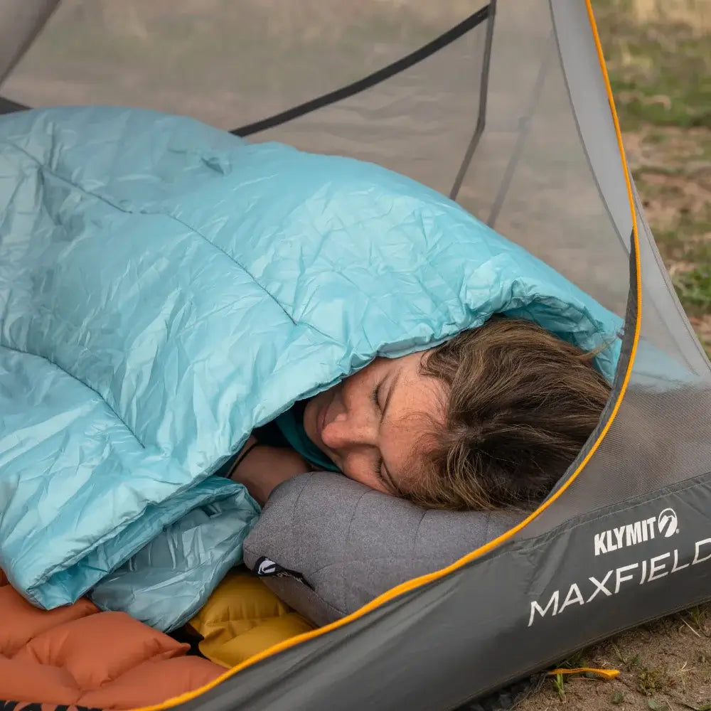 HorizonBackpackingBlanket_13HBBL01C_LS101_7952x5304_57faf036-2d1f-4e3a-82fd-f8017644f49f.jpg