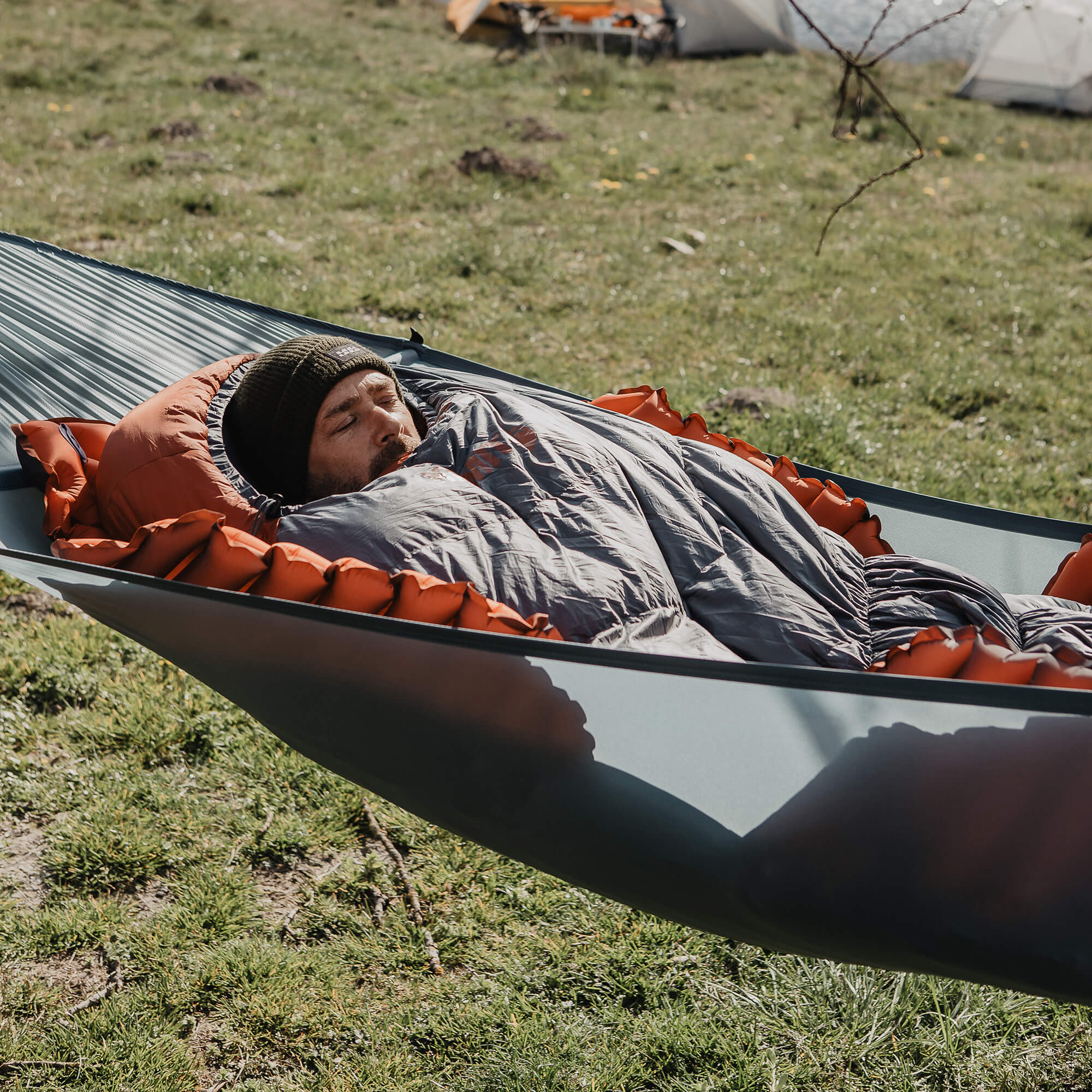 InsulatedHammockV_06IHRD01D_LS15.jpg