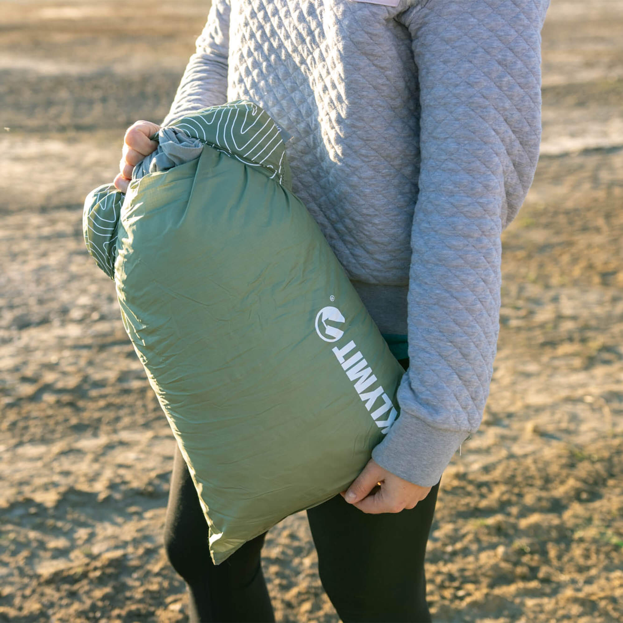 Klymit_DriftPillow_REG_Green_12DRGR01C_LS04_2000x2000_655fbb6c-4cb7-4ace-9bd8-05042c038227.jpg